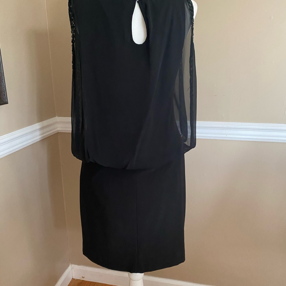 Dress - Picture 3 of 4